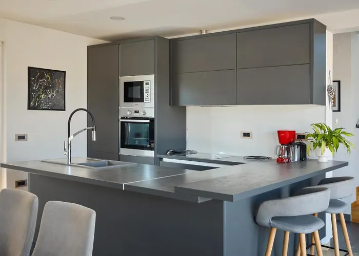 Zara By Guide * Radossi