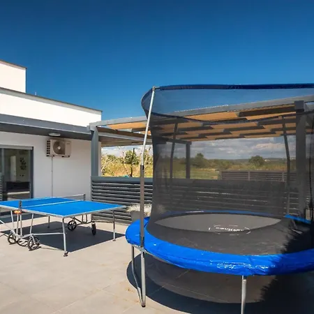 Zara By Guide Βίλα *